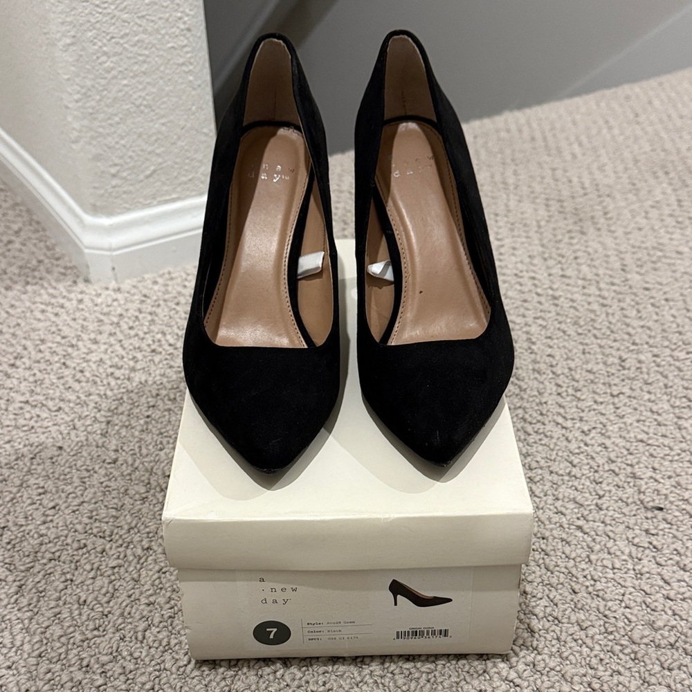 A New Day Classic Black Heels